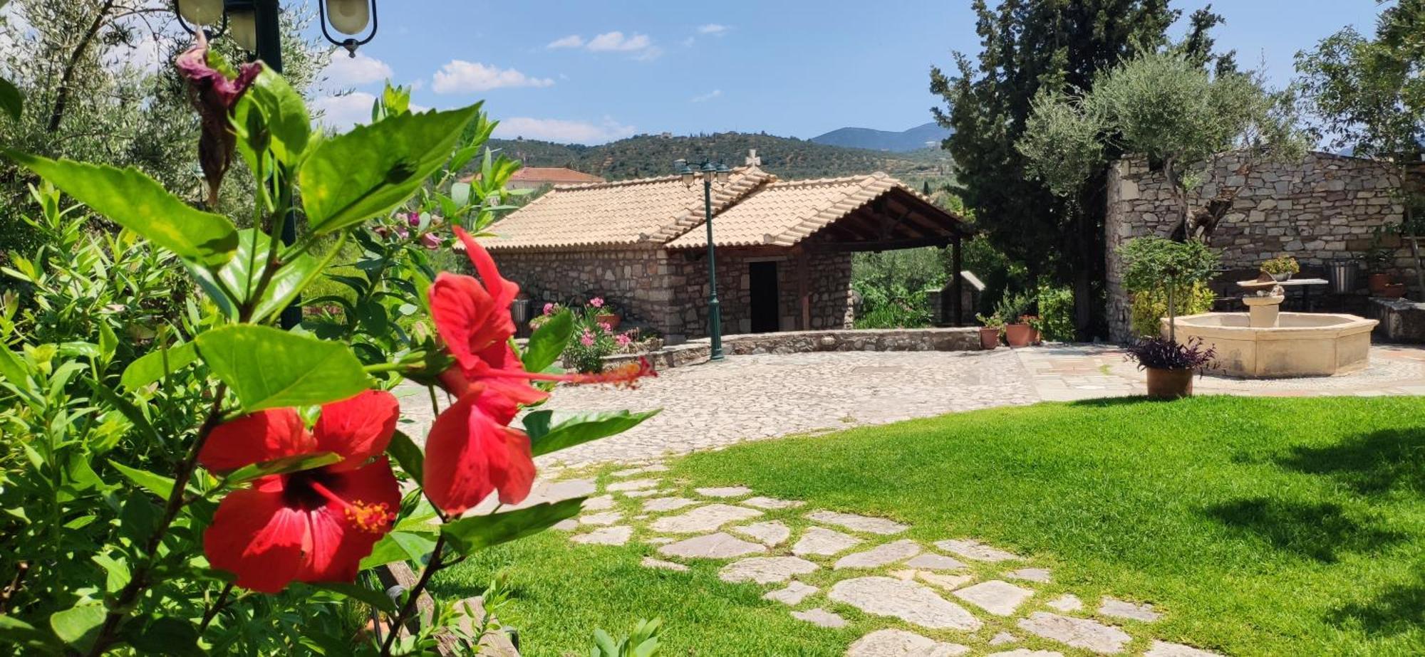 Polas Residencies Aparthotel Kalamata Exterior photo