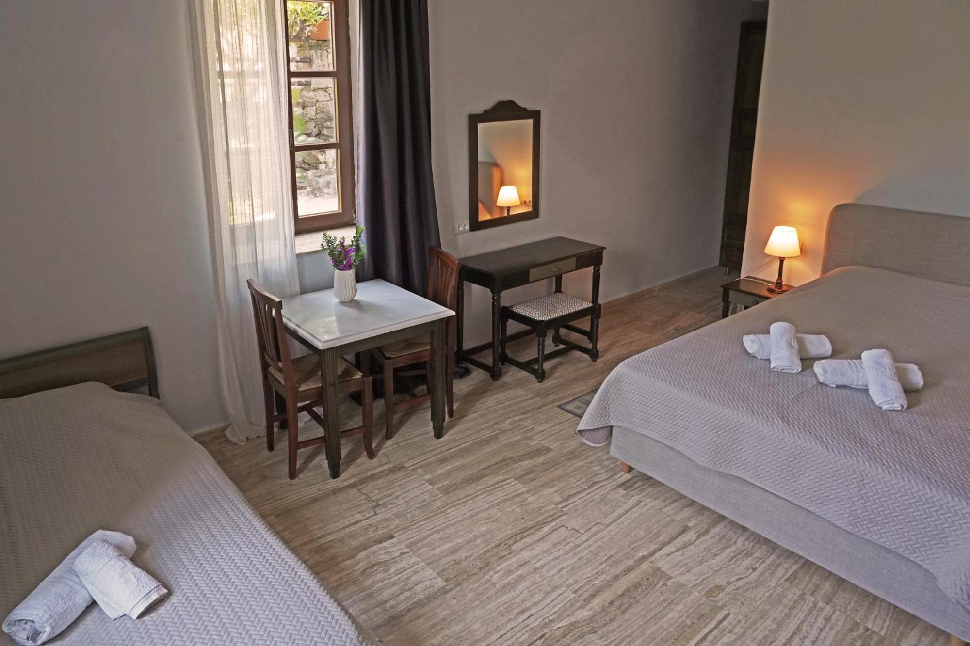 Polas Residencies Aparthotel Kalamata Room photo