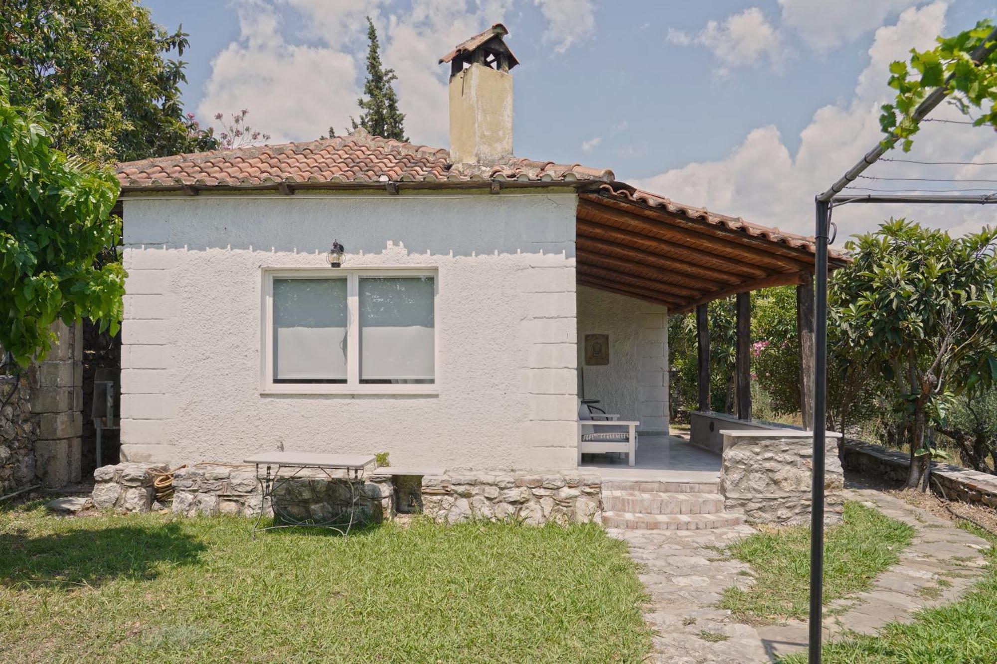 Polas Residencies Aparthotel Kalamata Exterior photo